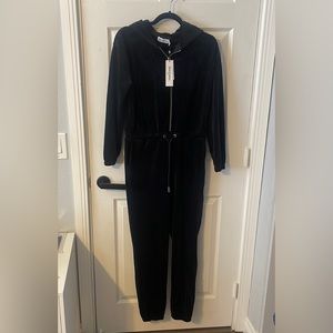 New Juicy Couture jumpsuit size Medium.